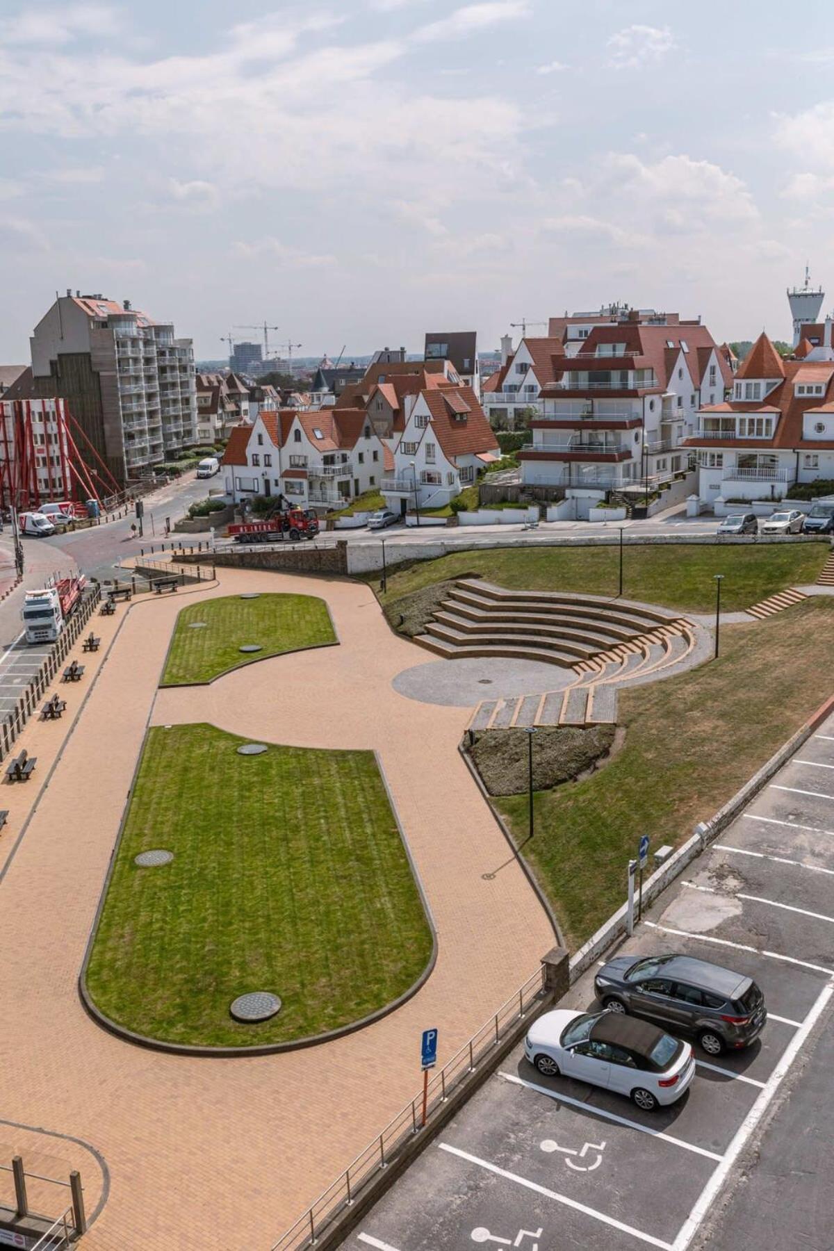 Apartament Stunning Studio With Sea-View And Terrace Knokke-Heist Zewnętrze zdjęcie
